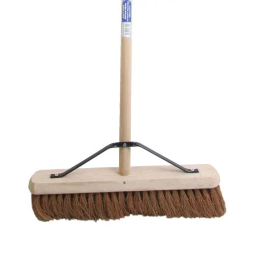 Picture of (DISCONTINUED) Broom Soft Coco 18in + Handle & Stay