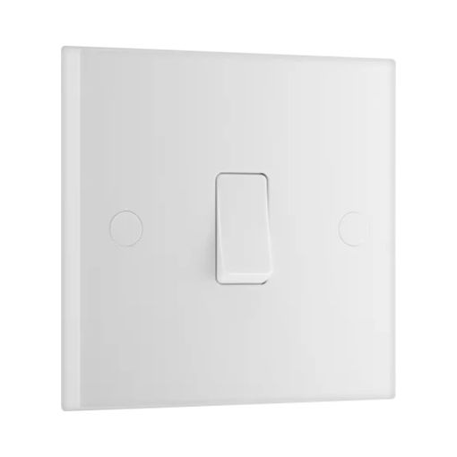 Picture of Single Light Switch, 2 way - 900 Series White Moulded